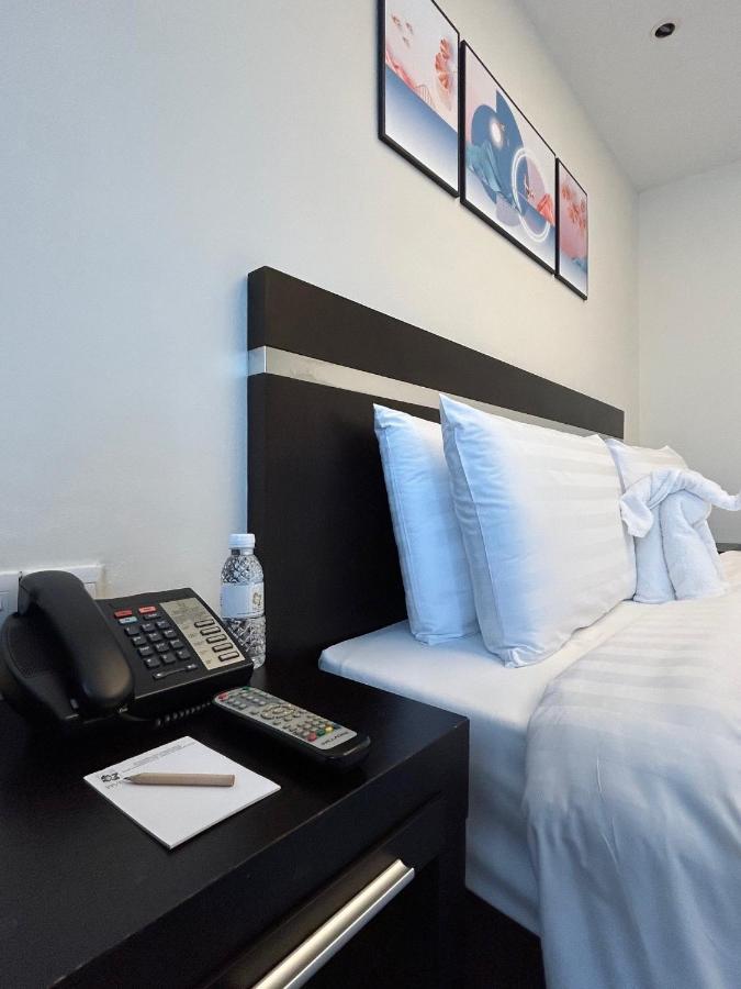 Link Hotel Singapore Esterno foto